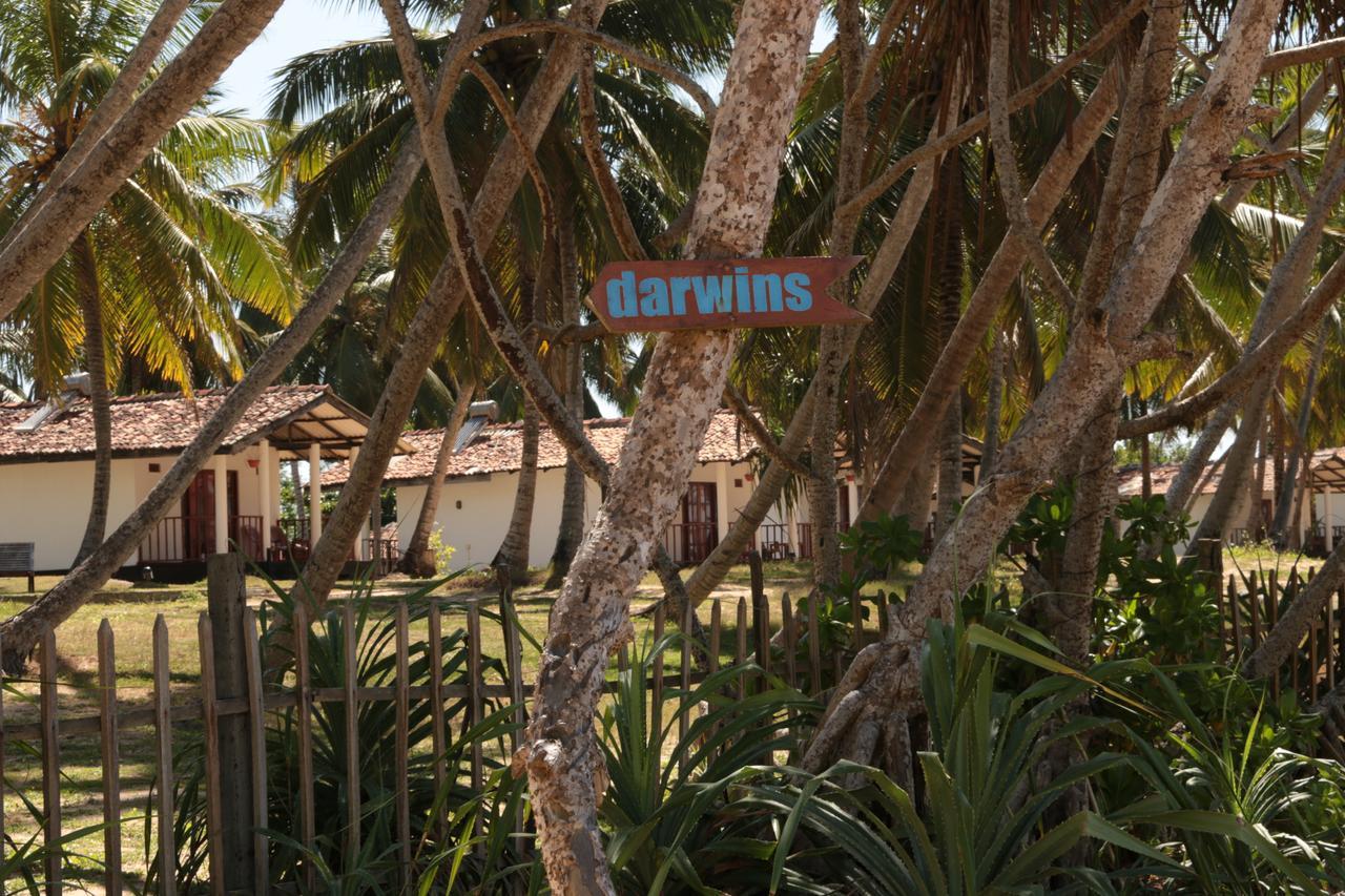 Darwins Beach Resort Tangalle Exterior foto